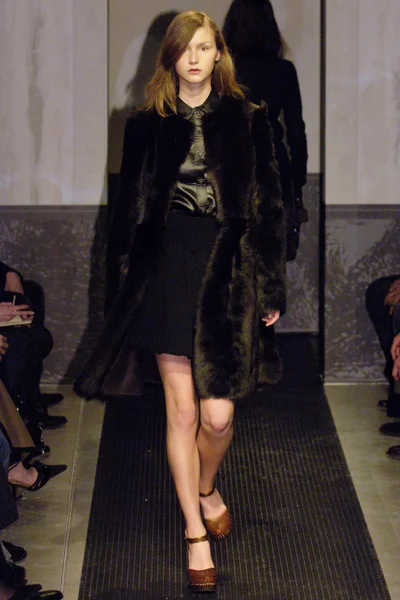 Look 24